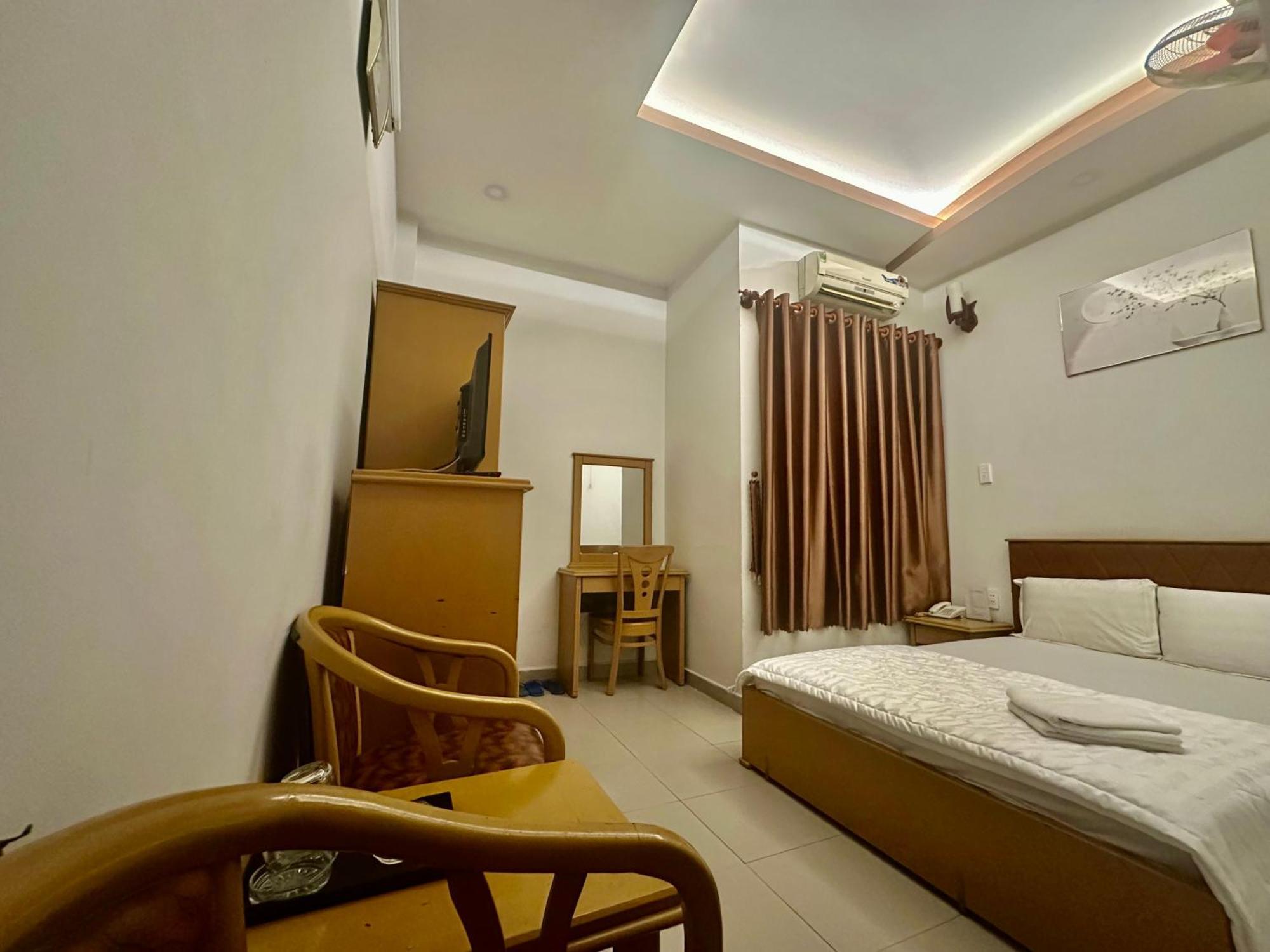 Ngoc Hoa Mai Hotel Bandar Ho Chi Minh Luaran gambar